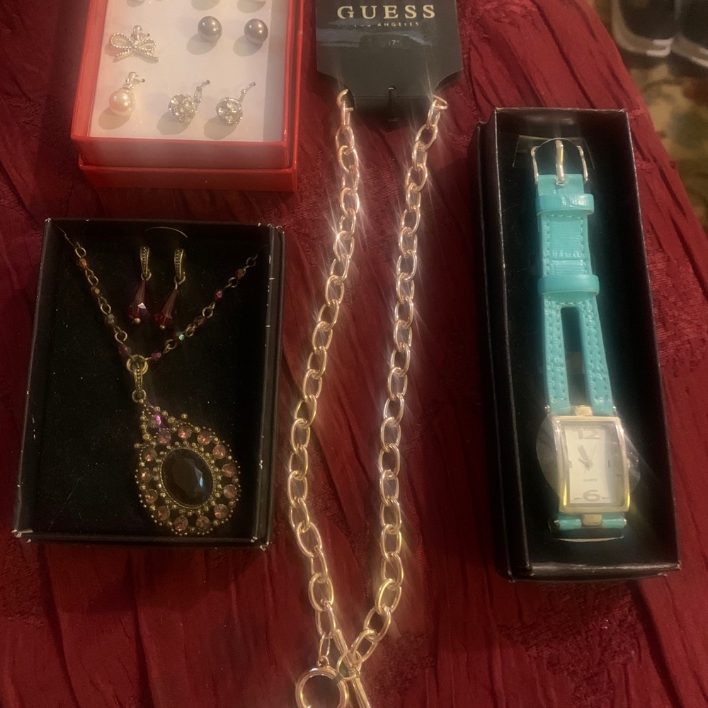 Jewelry bundle ! NEW